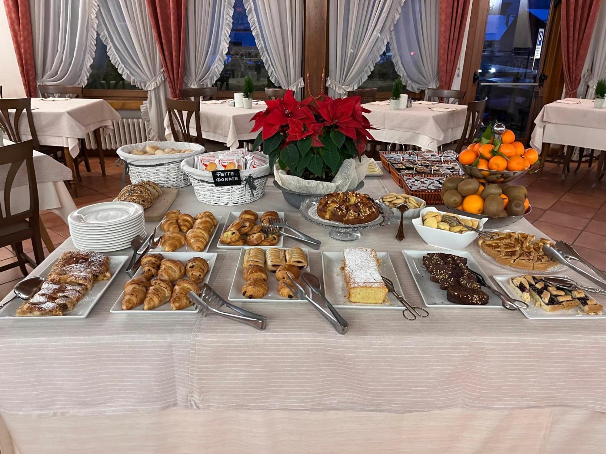 Hotel Dolomiti 3*